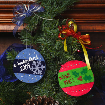 felt cheer ornaments